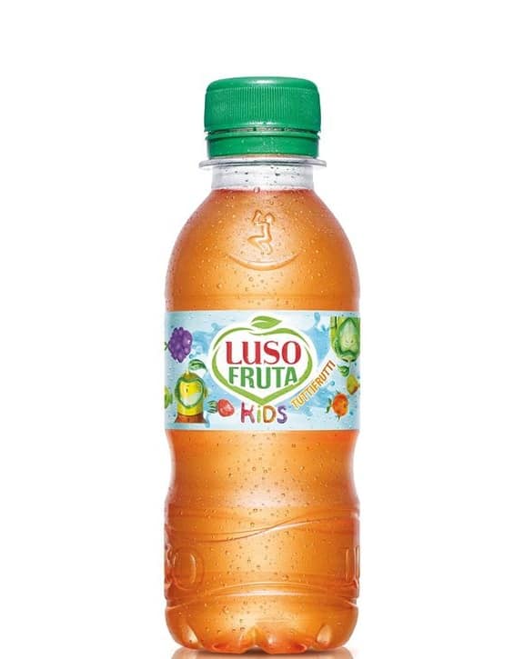 Luso Fruta sempre a pensar nas crianças, apresenta a nova variedade Luso Fruta Kids TuttiFrutti, uma bebida natural e saudável, muito refrescante, e à medida dos mais pequenos. É que, com o início do novo ano, é tempo de retomar as rotinas e preparar o dia-a-dia das famílias e o regresso à escola dos mais novos. 