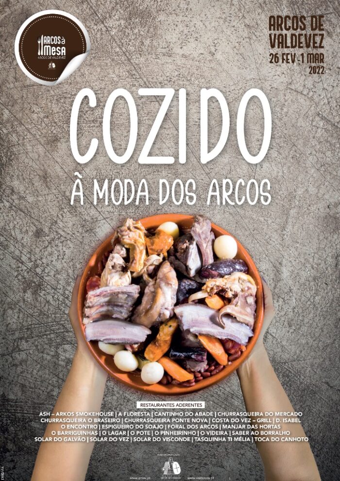 Arcos à Mesa, é uma iniciativa da Câmara Municipal de Arcos de Valdevez, destinada a promover fins-de-semana gastronómicos nos restaurantes arcuenses aderentes, com produtos locais de reconhecida qualidade.